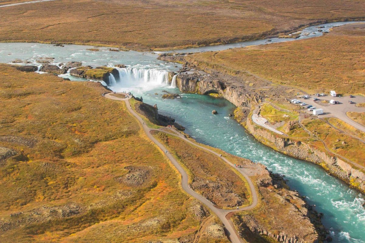 Goðafoss Waterfall Tour from Akureyri Port - Spanish