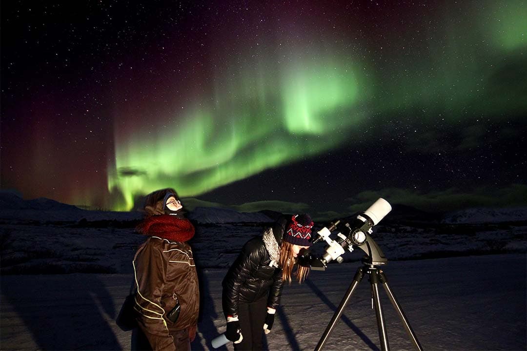 Northern Lights and Stargazing - Jeep tour - Professional photos - Free re-run