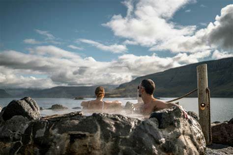 Private transfer Hvammsvik Hot springs  (entrance fee not included)
