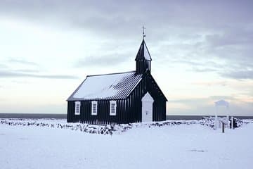 Búðakirkja Black Church in winter