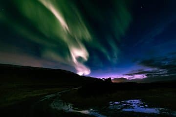 Sighting of the auroras from Hvalfjörður