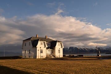 There is history to be explored around every corner in Reykjavik. Immerse yourself together with Your Friend in Reykjavik