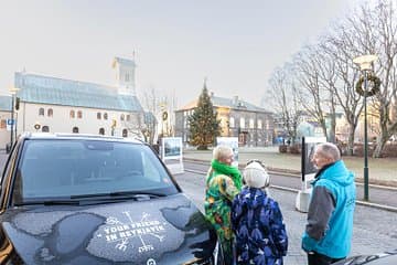 Our expert Guides will share the most interesting stories about your destinations while entertaining you along the ride