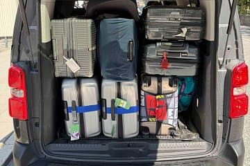 Ideal for families and groups with multiple bags.