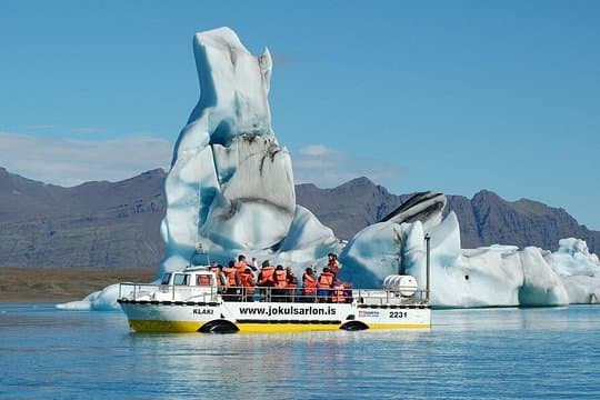 South Iceland and Glacier Lagoon: Jökulsárlón with Boat Tour