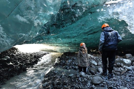 4 Day Blue Ice Cave, South Coast, Golden Circle, Snæfellsnes & Northern Lights
