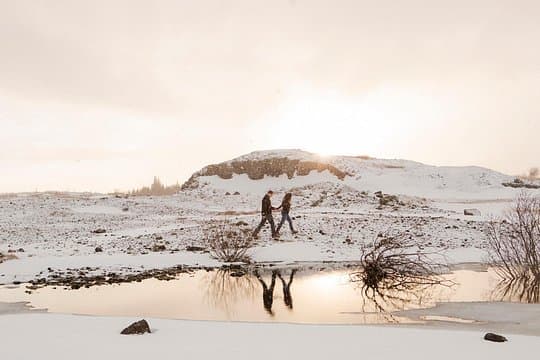 Private Vacation Photography Session with Local Photographer in Reykjavik