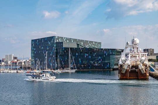 Private Transfer Service from Hotels in Reykjavik to Cruise Ship Terminal