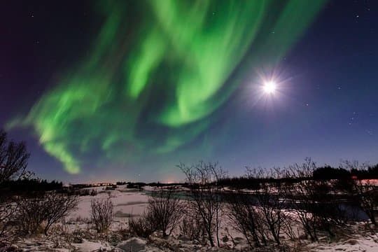 Northern Lights Tour in Minibus from Reykjavik