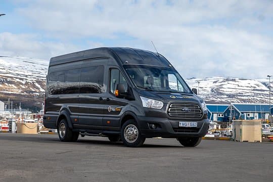 Seamless Transfer from Akureyri Airport to Your Stay