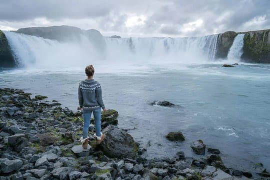 Akureyri Port: Small Group Godafoss and Laufas Turf House Tour