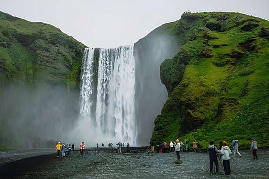 South Coast Adventure: Small Group Day Tour from Reykjavik