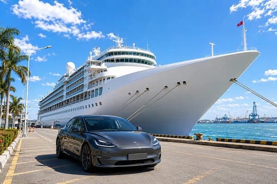 Private Transfer Between Reykjavik or Keflavik and Port