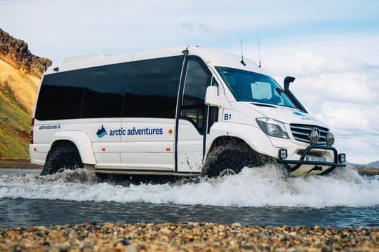 Reykjavík: Landmannalaugar & Icelandic Highlands Super Jeep Tour