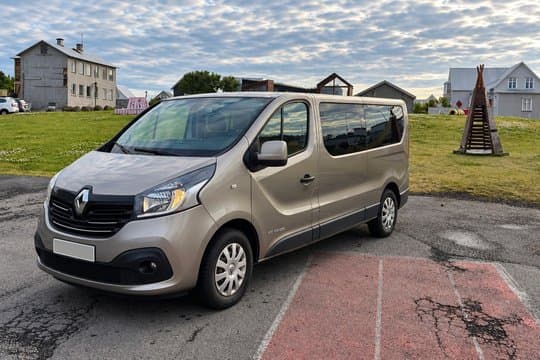 Private Keflavik Airport Transfer to Reykjavik