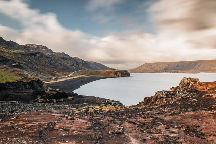 Private Reykjanes Tour with Bridge Between Continents