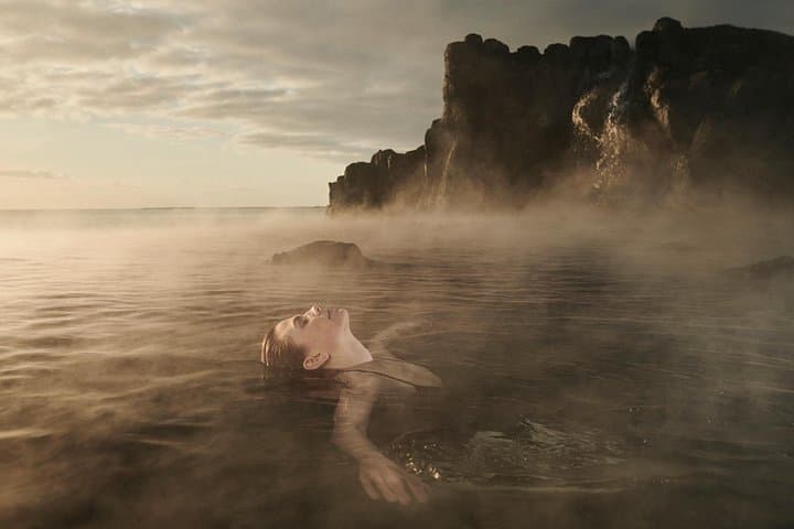 Experiencia Sky Lagoon Iceland Spa desde el aeropuerto de Keflavik