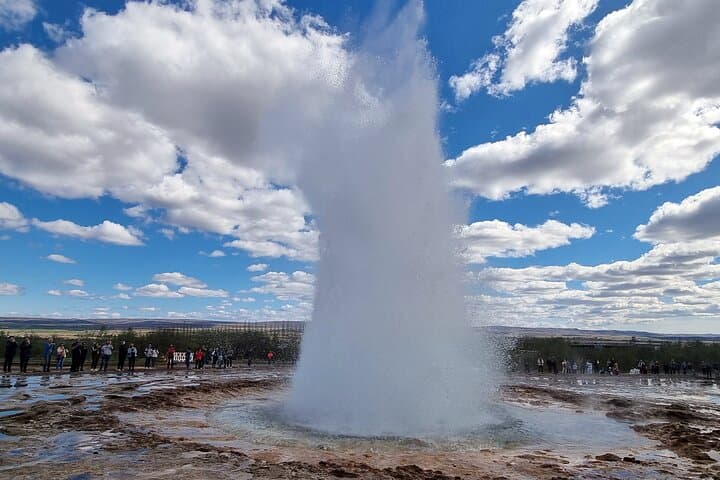 Golden Circle Express. Private Tour from Reykjavik
