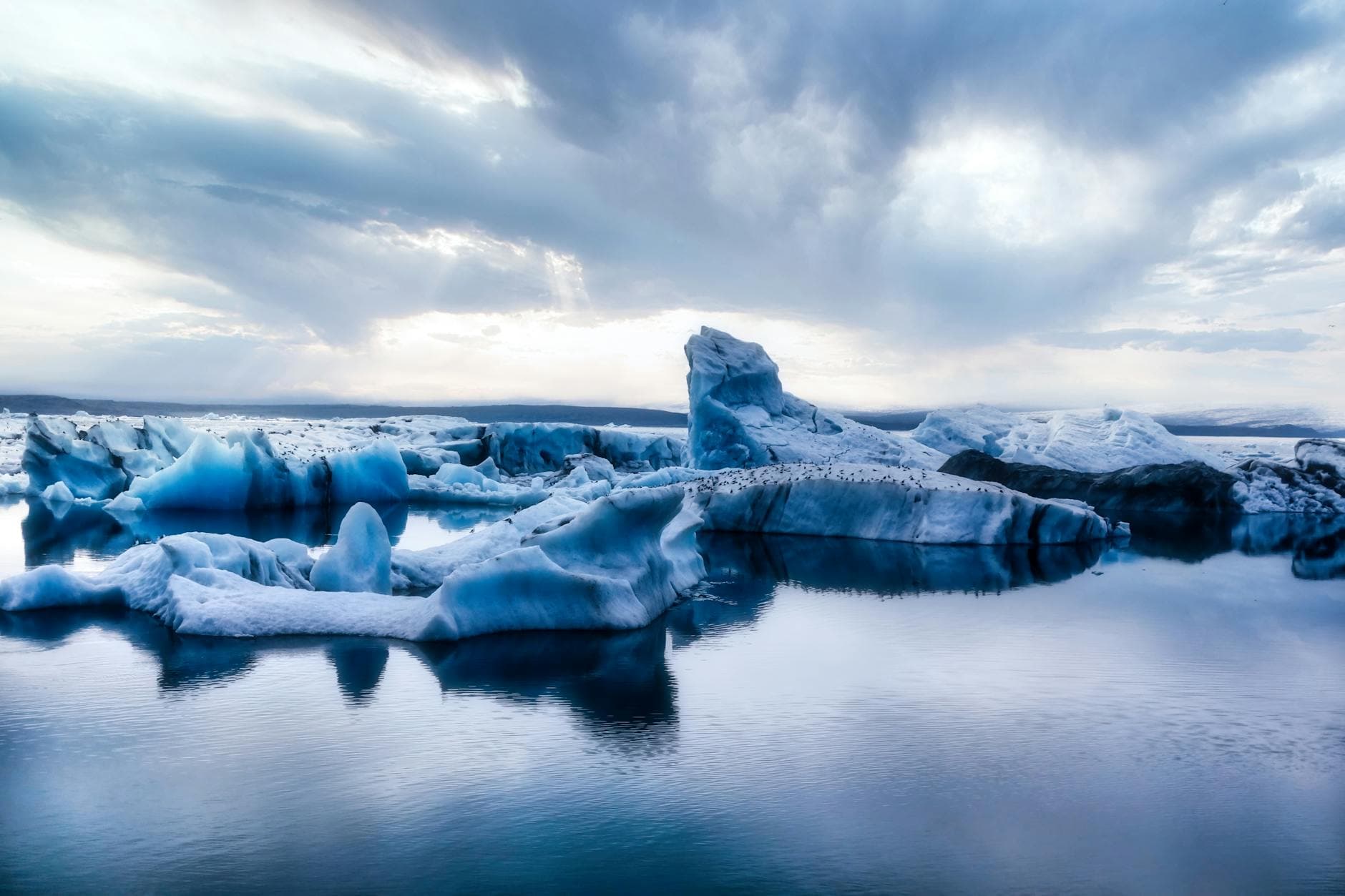 Reykjanes Peninsula Route Guide — Blue Lagoon, volcanoes and lava fields