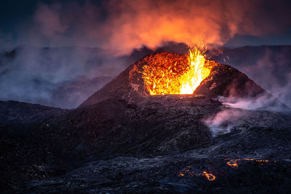 Volcano Exploration & Reykjanes Peninsula - Private Eco Tour