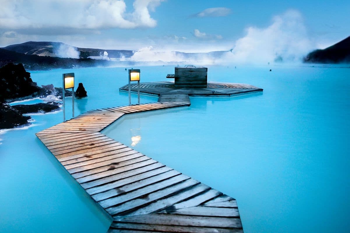 Private transfer from the Blue Lagoon to Reykjavík city or Airport