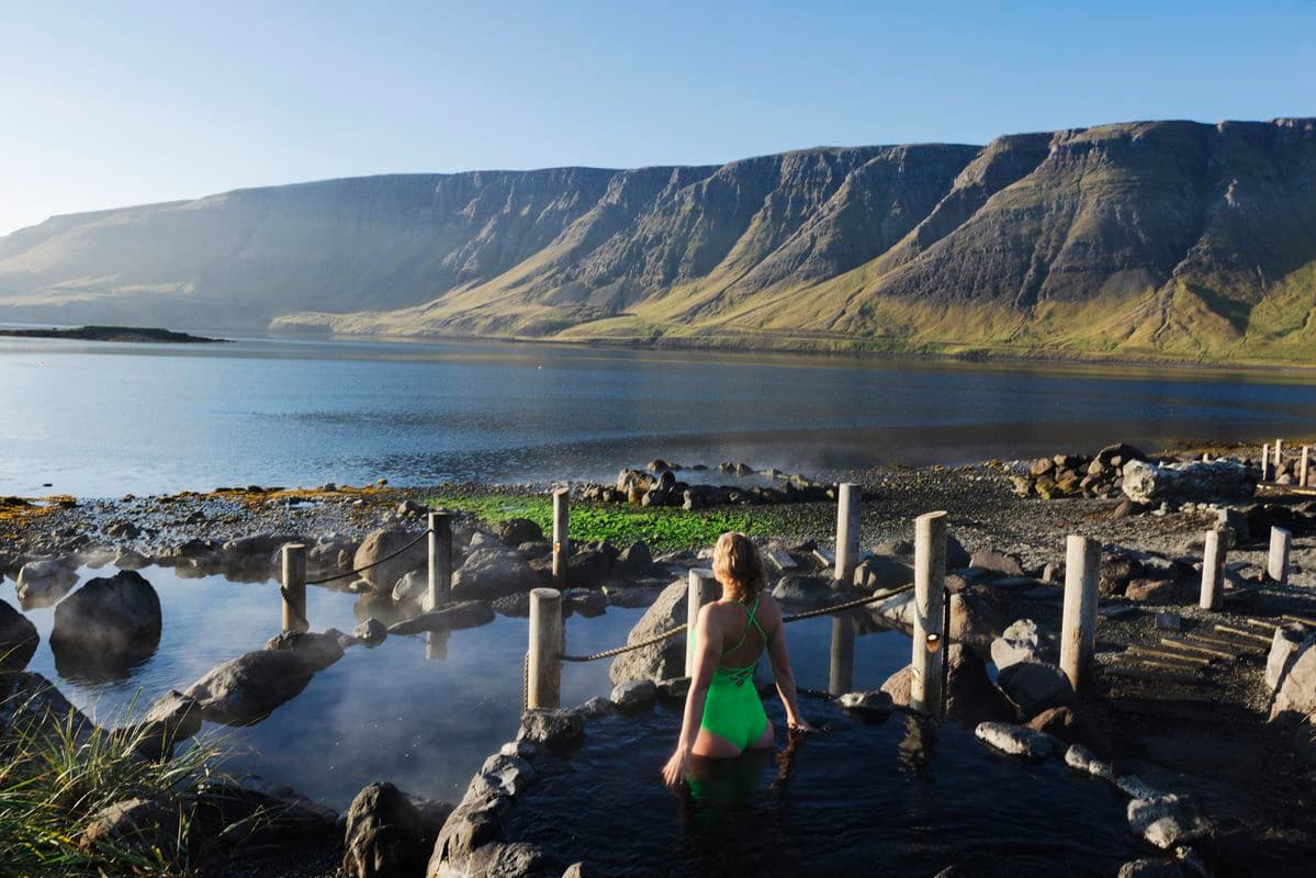 Hvammsvík Hot Spring with bus transfer from and to Reykjavík