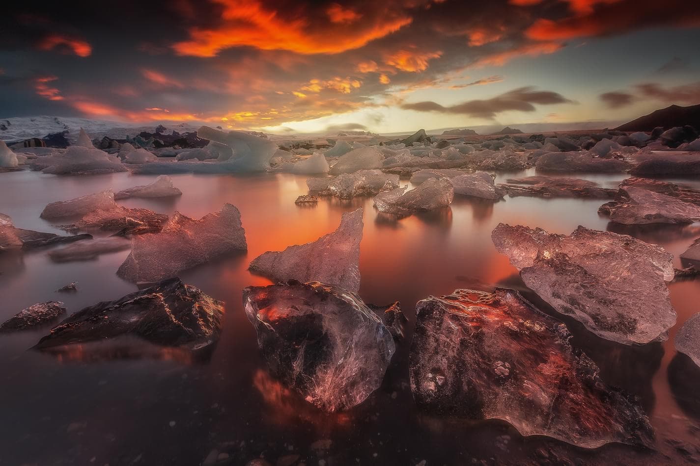 Private Glacier Lagoon & Sparkling Diamond Beach