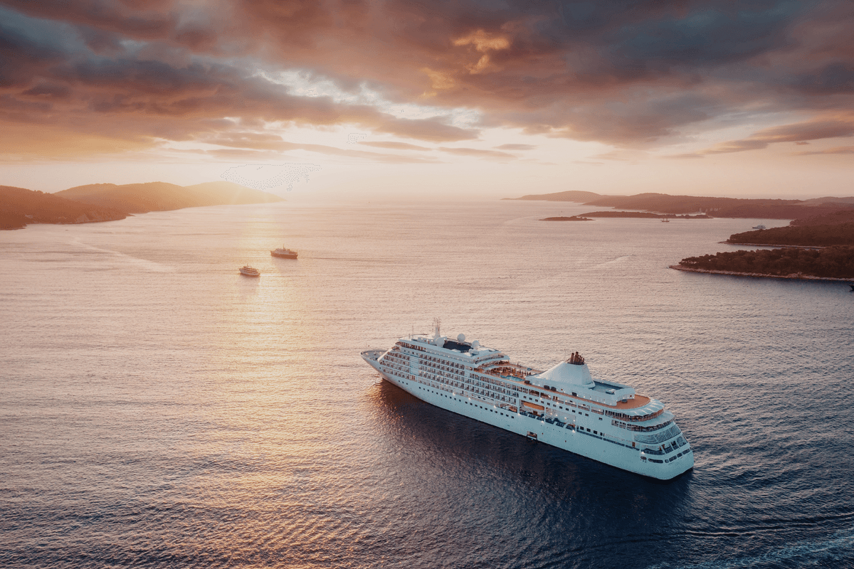 Keflavik Airport and Reykjavik Cruise Port: Private Transfer