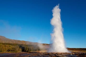 Strokkur geyser erupting!