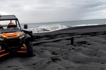 2 hour black sand beach tour 2