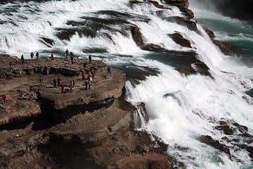 Cliffs of Hvitargljufur
