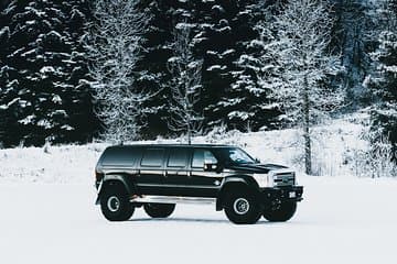 Super Jeep 1-10 seats