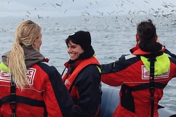 Friends that whale watch together stay together!