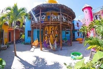 Colorida Villa de Pescadores