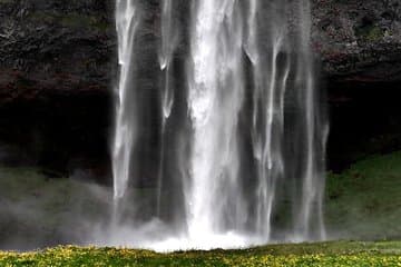 Seljalandsfoss - waterfall