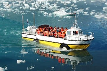 Boat on Glacier Lagoon
