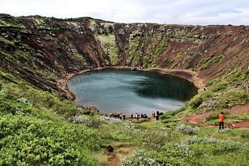 Kerið is a 6000 year old volcano crater.