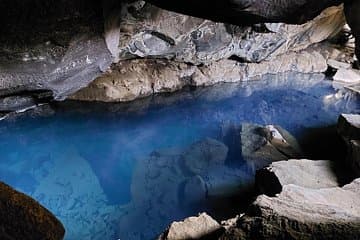 Grjotagja Cave