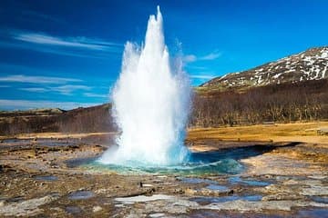 Strokkur erupts every 5-10 minutes