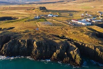 Witness Iceland´s breathtaking natural highlights with Your Friend in Reykjavik