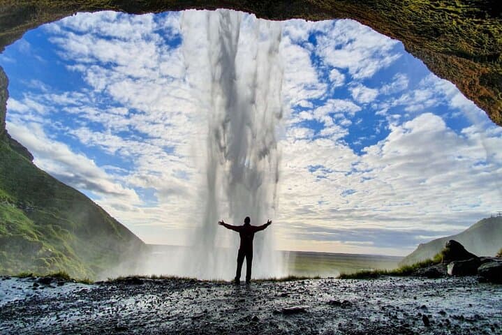 3 Day Tour Jokulsarlon - Golden Circle - South Coast - Glacier Hike - Boat Tour