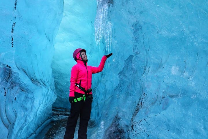 Private Blue Ice Cave Tour (from Jokulsarlon) Small Group Tour
