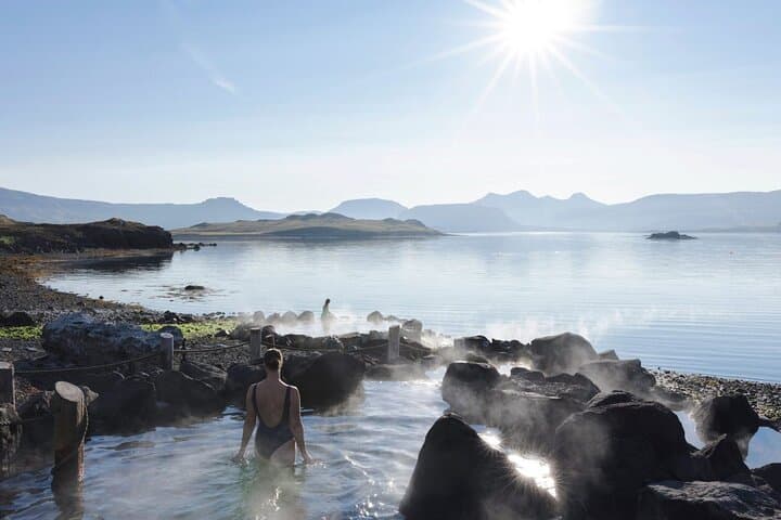 Hvammsvik Hot Springs 2 - Visita de 2 horas: Traslado privado de ida y vuelta