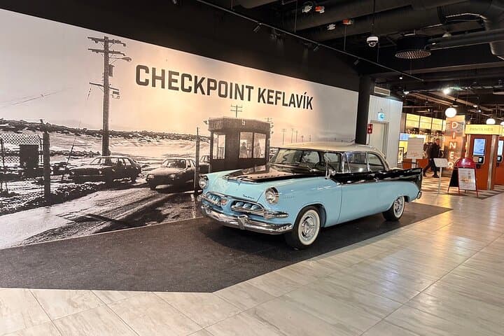 Private Transfer from/to Keflavik Airport Iceland