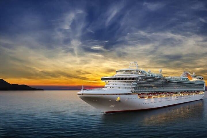 Private Transfer from Reykjavik Cruise Port to Keflavik Airport