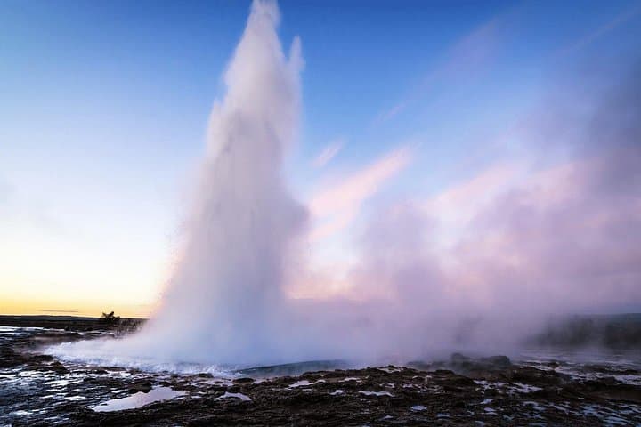 Private Golden Circle Express Tour from Pingvellir to Geysir