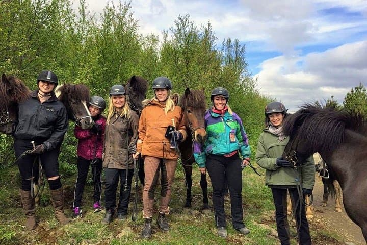Deacon Horse Riding Tour